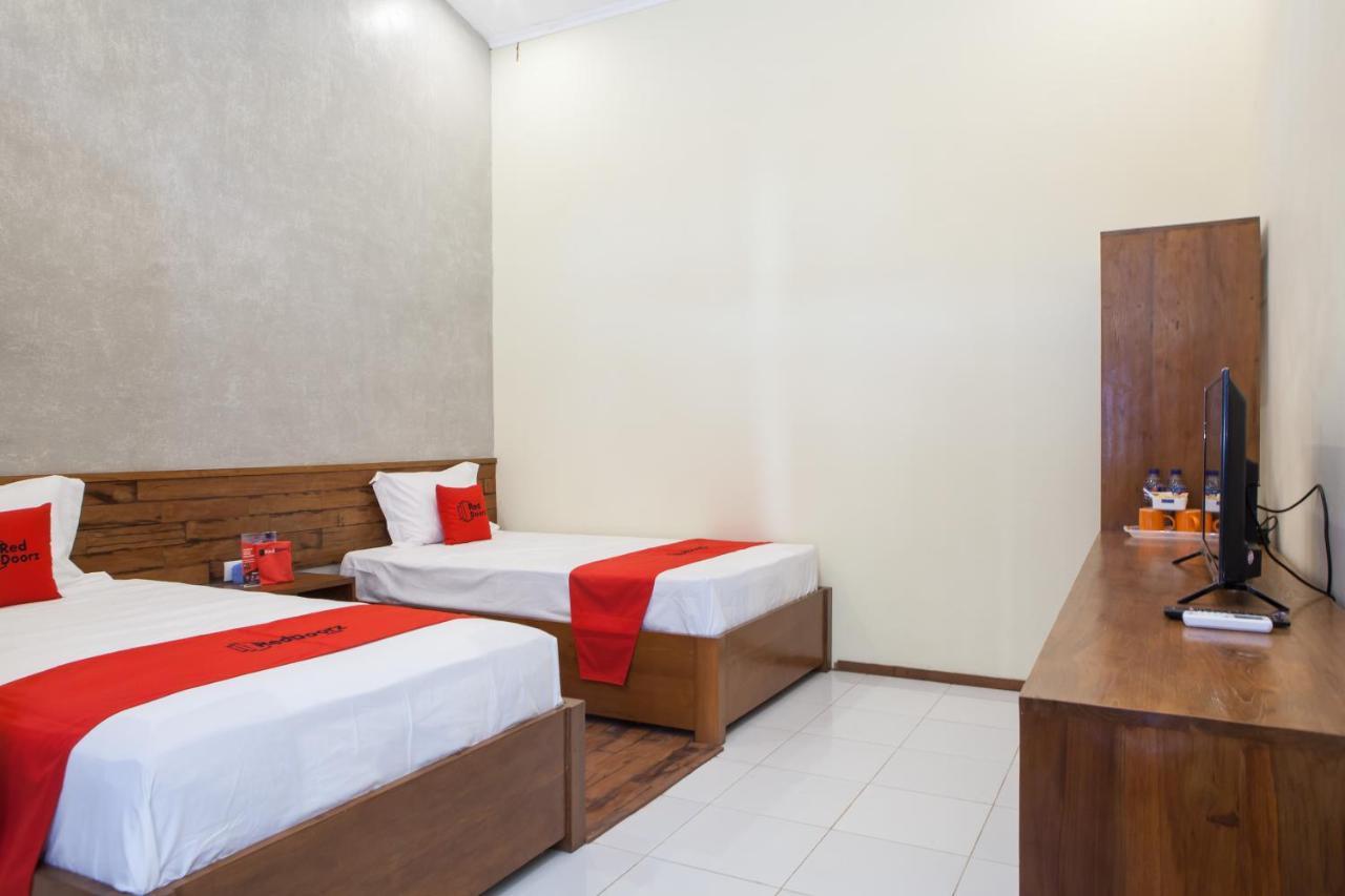 Reddoorz Near Baluran National Park Hotell Pandean Eksteriør bilde